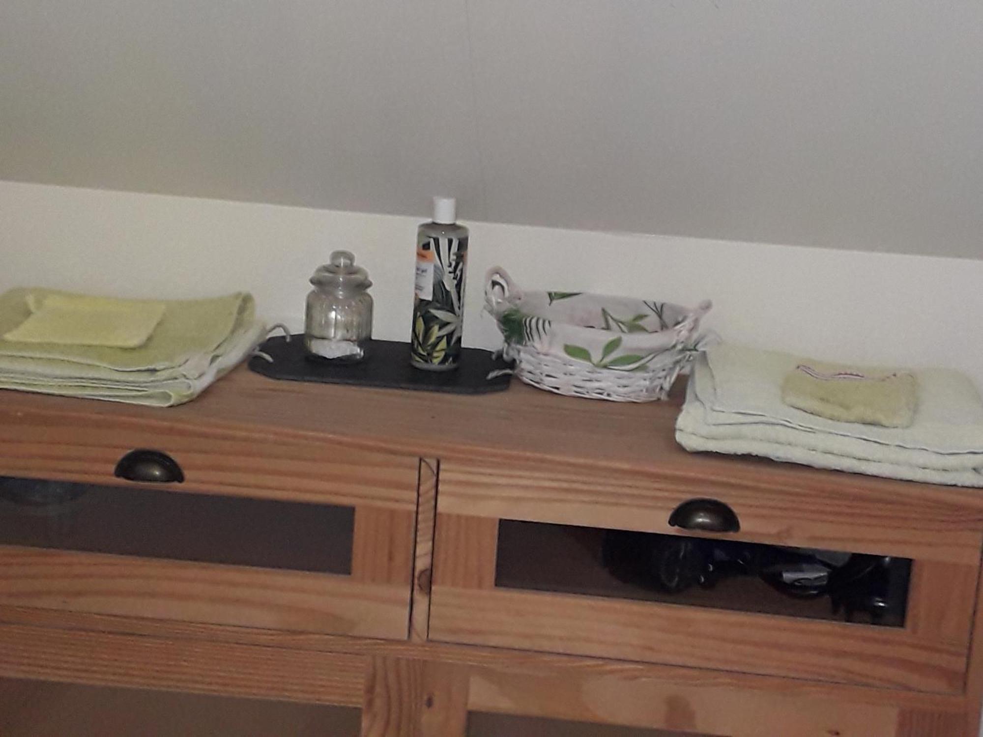 Bed and Breakfast Les Trois Pommiers Sommery Exterior foto
